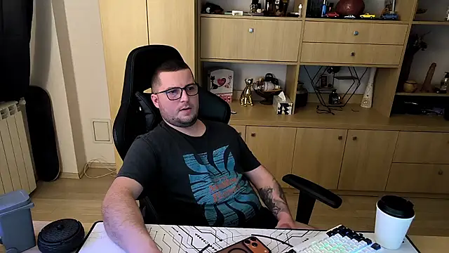 kevinnlovelly's cam snapshot