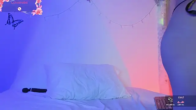 Maddy_Purple's cam snapshot