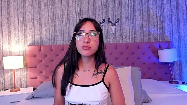 LiaaTurner's cam snapshot