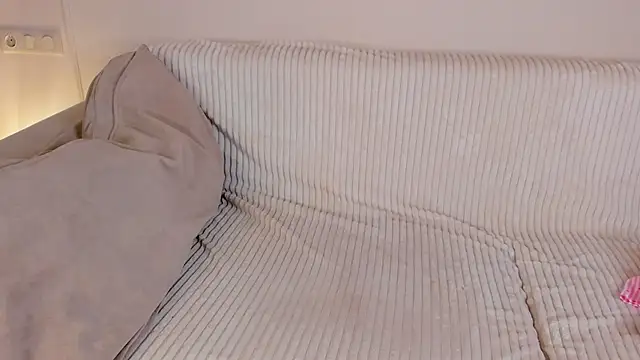 CarmaOlen's cam snapshot