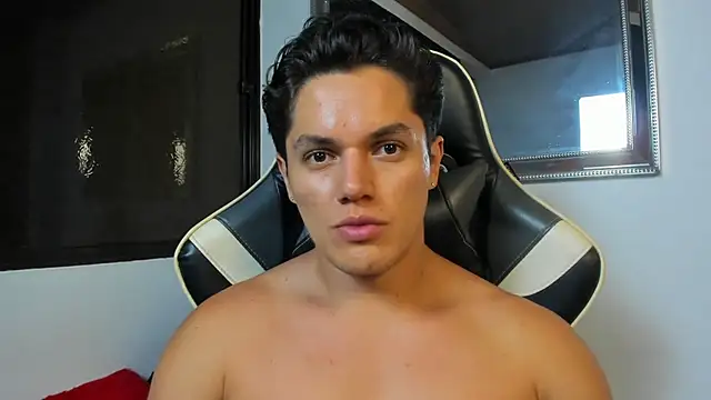 julian_wallace's cam snapshot