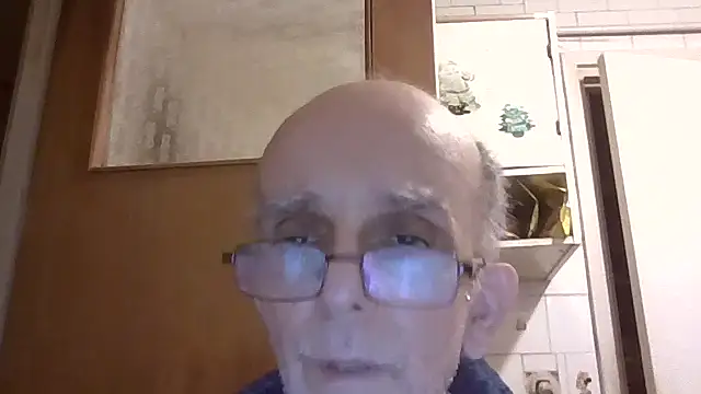 mariusica1@xh's cam snapshot