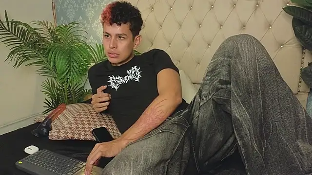 Blakee_Blossom's cam snapshot