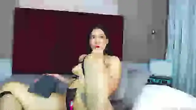 GiaTegel's cam snapshot