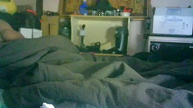 ON3YOULLN3VER_FIR3's cam snapshot