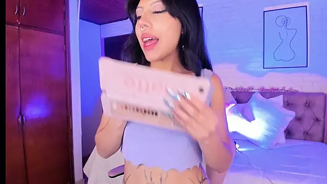 Kitty_Pam's cam snapshot