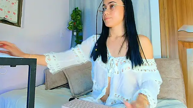 lizzy_kane's cam snapshot