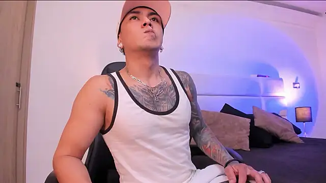 TonnieViera live sex cam