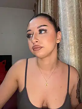 Kylie_One's cam snapshot