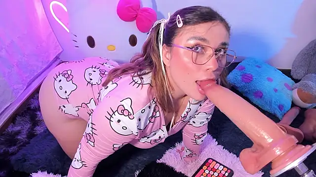 CassieBigass_'s cam snapshot