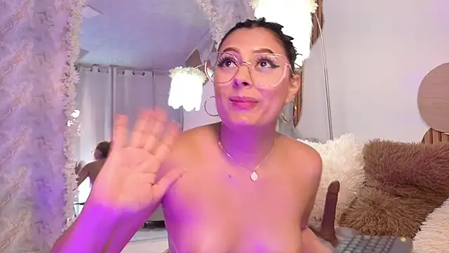 madisonjones-'s cam snapshot