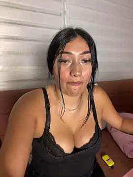 Georgia_Pink's cam snapshot