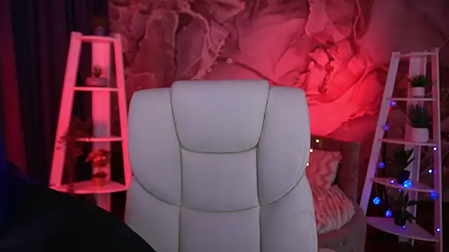 SelenaIris live sex cam