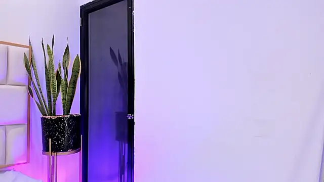 liorah_wolf's cam snapshot