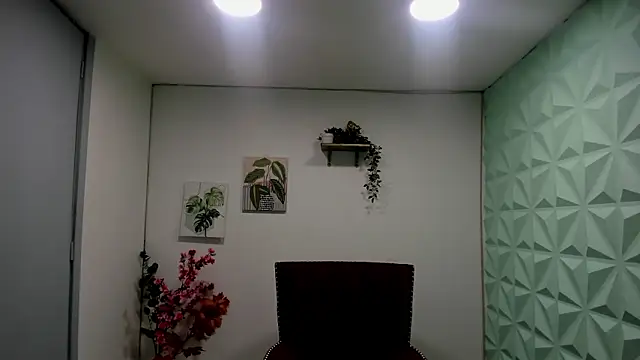 Layla_cg's cam snapshot