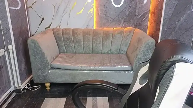 Clhoe_b's cam snapshot