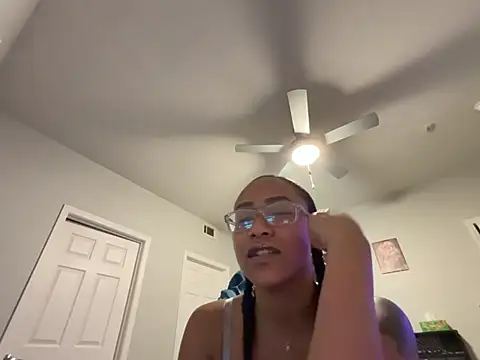 RylReese's cam snapshot