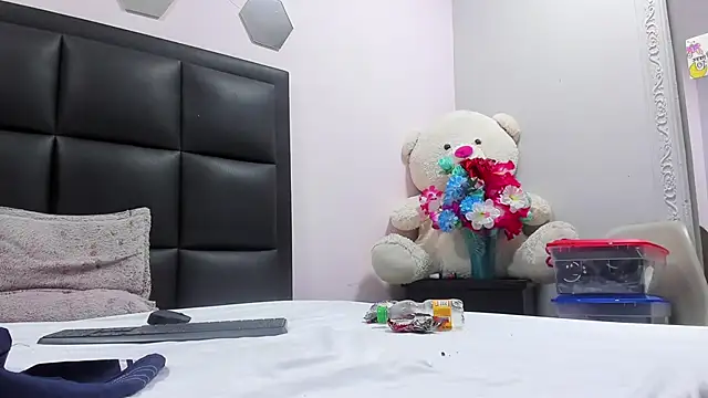 2_fire's cam snapshot