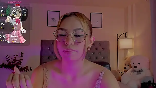 OxanaFedorova1-'s cam snapshot