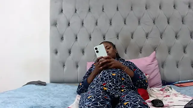 SexyAdelexx's cam snapshot