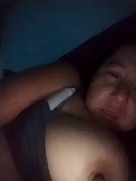 big_tits_horny live sex cam