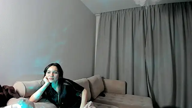 TreasaCrebs live sex cam