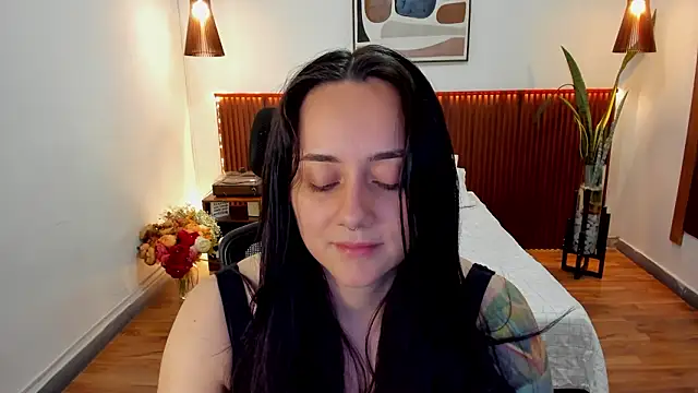 KatherineBond's cam snapshot