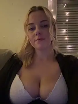 Lisaxtra's cam snapshot