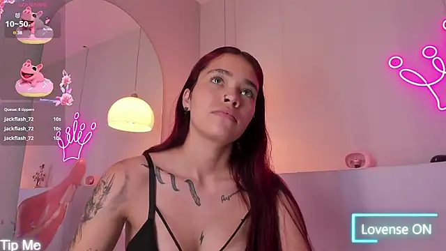 violeth_hill's cam snapshot