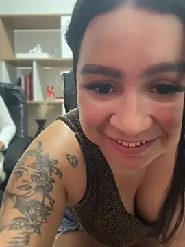 Pretty_Isadora's cam snapshot