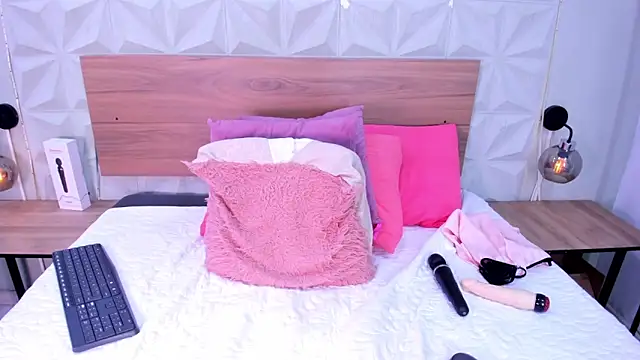 Stacey_white_'s cam snapshot