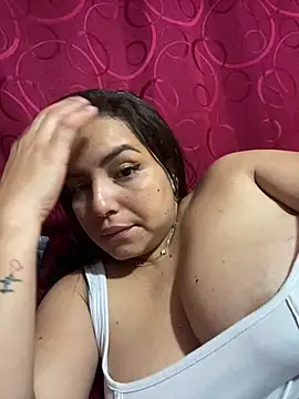 Emi33_'s cam snapshot