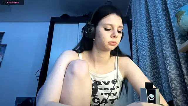 AnGallo's cam snapshot