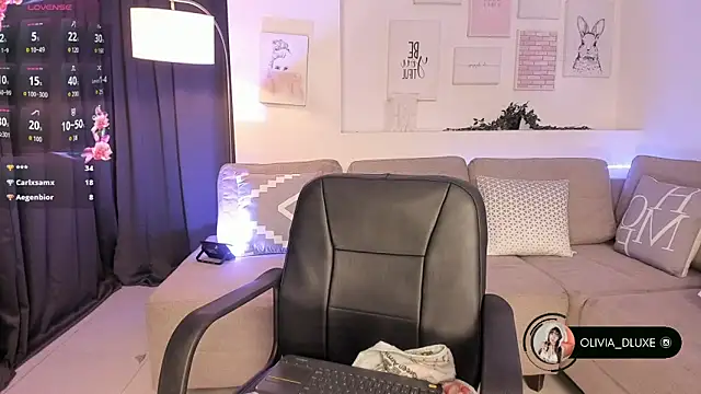 olivia_dluxe's cam snapshot