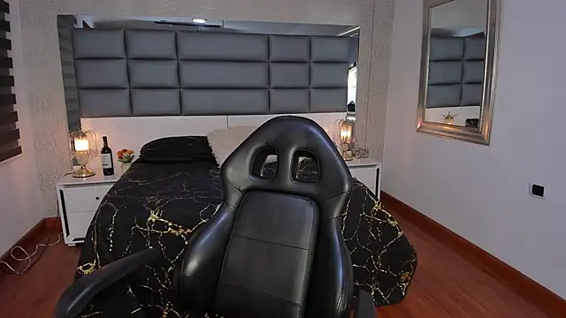 Valery_jame's cam snapshot