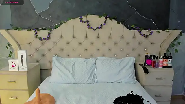 AmberGreyy_'s cam snapshot