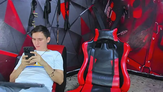 Ruby_and_Aaron's cam snapshot