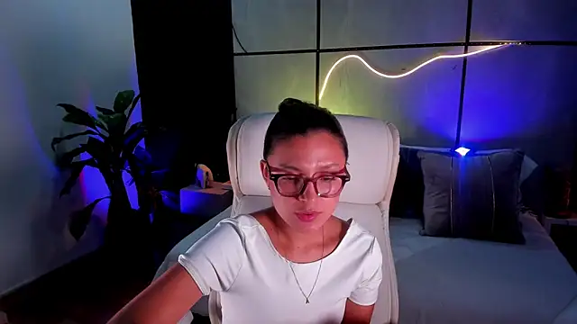 Gia_Mazzon's cam snapshot