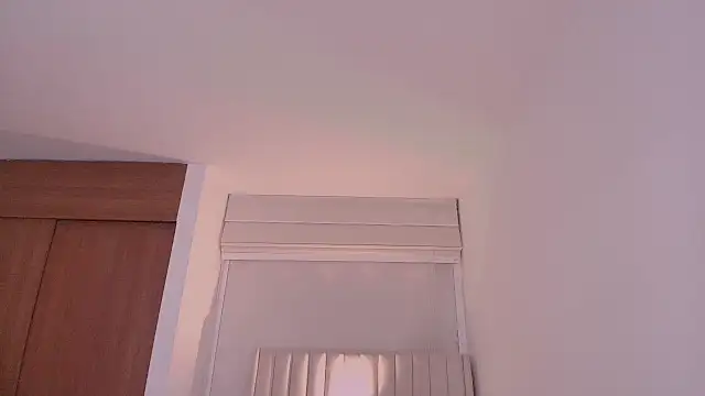 ArianaReynoldss's cam snapshot