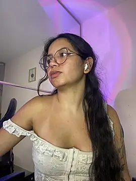 Rosita_forever_'s cam snapshot