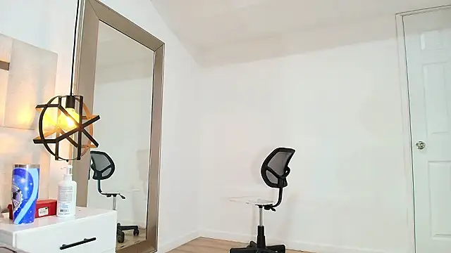 Sara_BigAss-'s cam snapshot