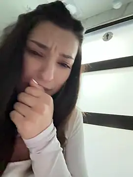 -_MiaQueen_- live sex cam