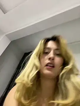 __SARISEXSY__ live sex cam