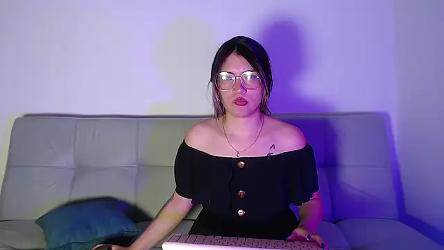 hanna__jones7 live sex cam