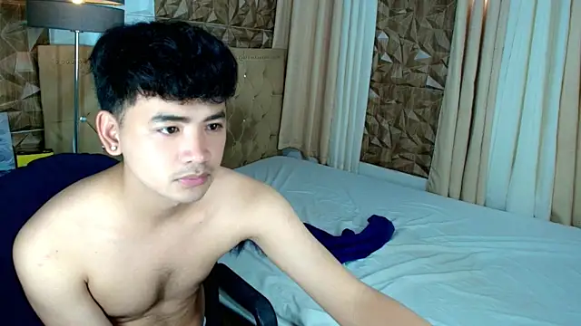 spoiledmycock live sex cam