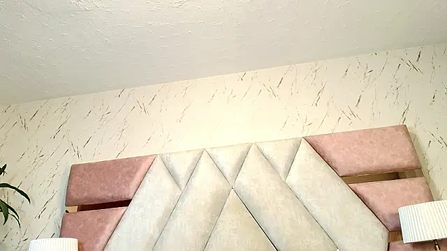 NatashaRoss_t's cam snapshot