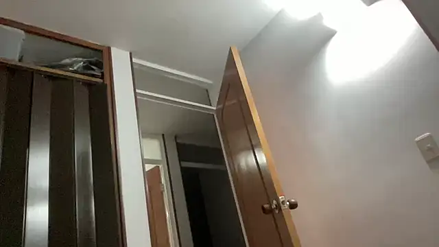 Esmerald_01's cam snapshot