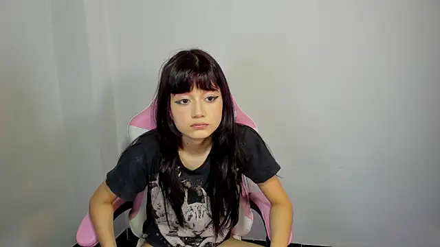 AnaisXoXo live sex cam