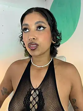 LollaByer's cam snapshot