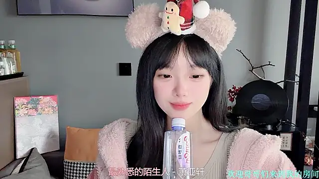 LovelyXiaoYi live sex cam